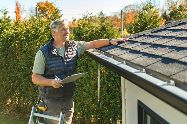 Professional Roof Inspection technician working in Table Grove, IL